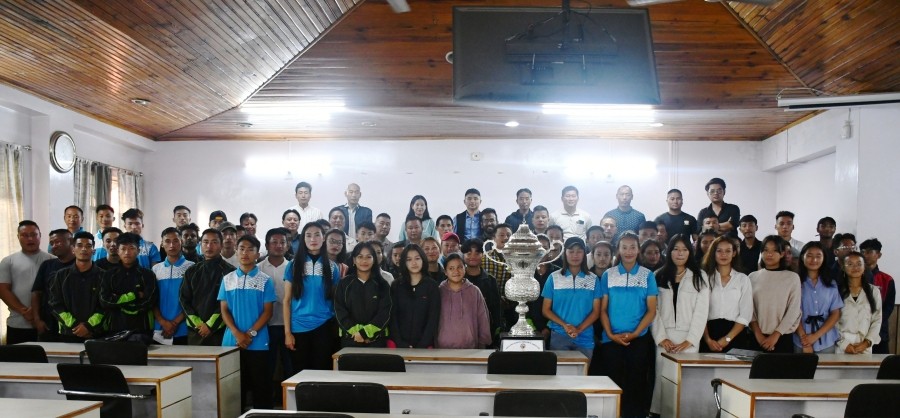 DC Kohima Shanavas C IAS and other officials along with medal winners and President of Associations during felicitation program at DC's Conference Hall Kohima on September 7. (DIPR Photo)